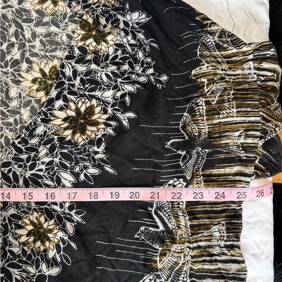 Free People Boho Floral Print Button Front Blouse Black White Gold Size M - Picture 9 of 9